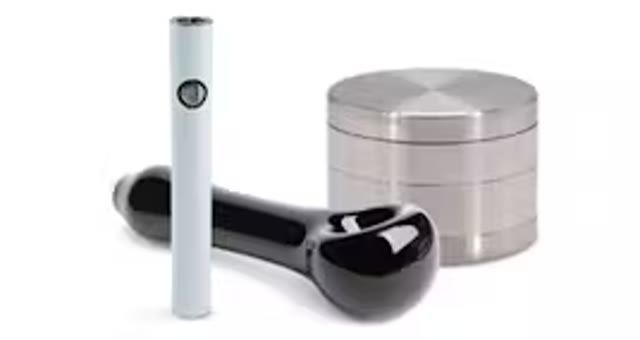 Cannabis Accessories at Farmers Choice